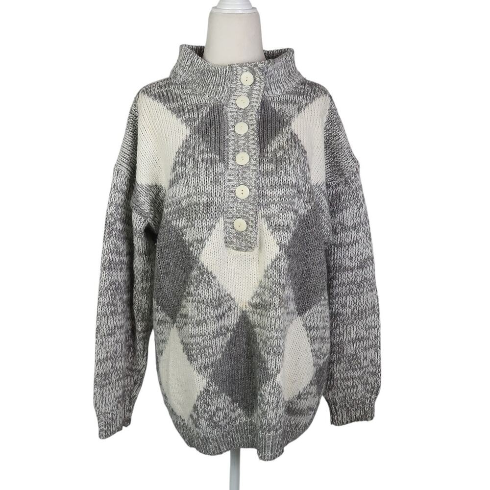 Vintage 90s Yoido Club Cream and Grey Diamond Check Henley Sweater S